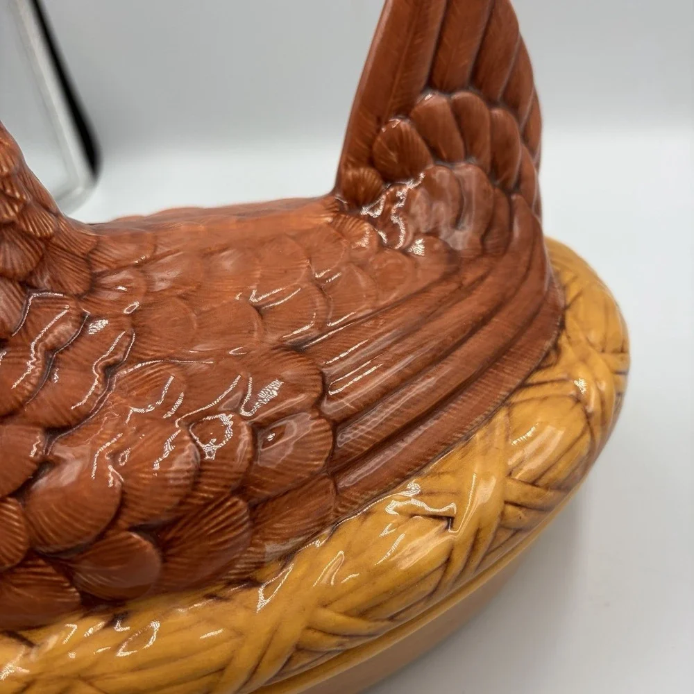 Vtg Ceramic Chicken Hen on Nest Trinket Candy Dish‎ Lid MCM Cottage Core Granny